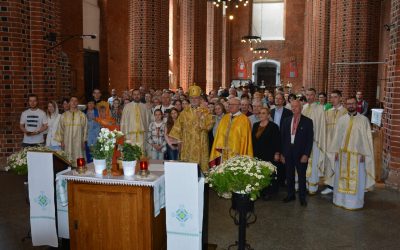 Катедральна парафія у Вроцлаві привітала владику Володимира з ювілеєм 40-ліття священничих свячень