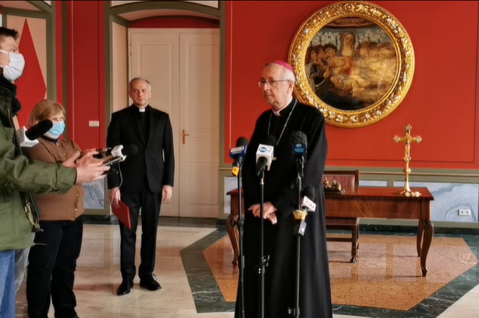 Przewodniczący Episkopatu o ataku na Ukrainę: Kolejna odsłona niegodziwego, antychrześcijańskiego działania