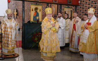 Блаженніший Святослав привітав владику Володимира Ющака з 40-річчям священничих свячень